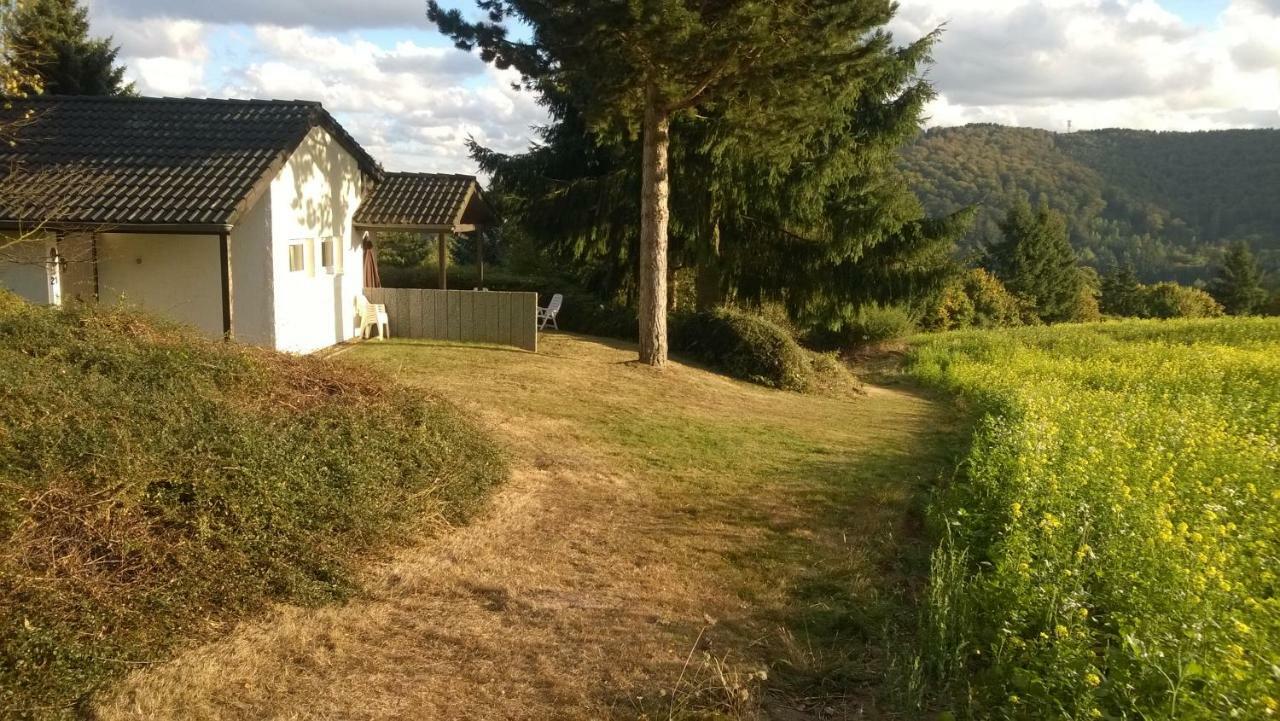 Blick In Die Suedeifel Biersdorf am See Exterior photo